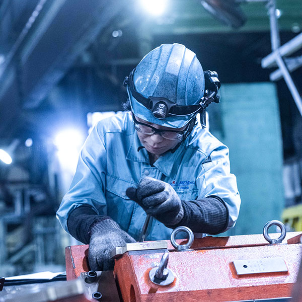 【大阪ゲンバ男子】
#町工場 #ゲンバ男子 #ゲンバ男子募集中 #ゲンバ男子1000人祭 #オトコマエ #イケメン #職人 #職人魂 #ものづくり #製造業 #bplatz #bplatzpress #ビープラッツ #factory #industrial #manufacturing #madeinjapan #japan #osaka #金属加工 #金型 #自動車 #ヘルメット ※掲載写真は製造現場のイメージアップを狙いとして企画しており、実際の工程とは異なる場合があります