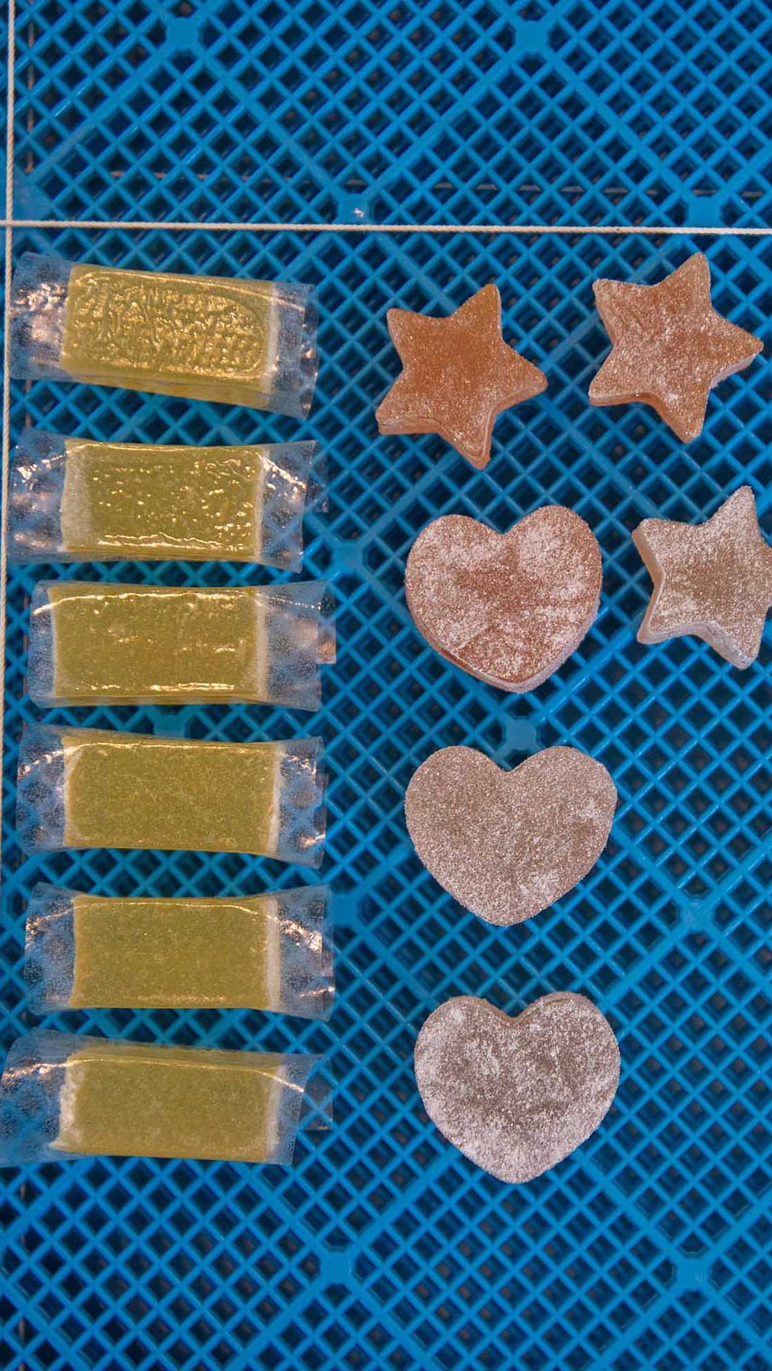 A 100-year-old traditional Japanese jelly candy,
made with 6 kinds of local Japanese fruit
#japankuru #misuzuame #misuzu #ueda #nagano #みすず飴 #일본과자추천 #長野グルメ #上田市 #japanesejelly #japanesecandy #미스즈 #미스즈아메 #나가노여행 #우에다 #misuzucandy