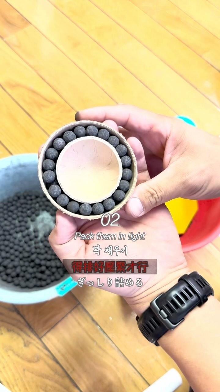 Want to try something totally unique in Japan? In the city of Ueda, you can make your own real fireworks! Head to Nagano to try this workshop led by local firework craftsmen, and then watch your very own handmade fireworks light up the night sky. 🎇
#japankuru #fireworks #travelexperience #japan #japantrip #ueda #nagano #fireworks_lovers #fireworks_jpn #japaneseculture #japanexperience #daytrip #daytour #일본불꽃축제 #일본하나비 #하나비 #나가노여행 #우에다시 #上田市 #花火師さんありがとう #花火大会🎆 #花火