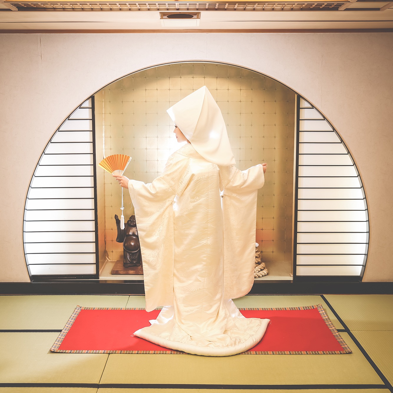 日本最古にして全国に約1万以上の社を持つ諏訪神社の総本社『諏訪大社』。神前で誓う 人生で忘れることのない思い出の時間、大切な人と共に感動と笑顔溢れる最高のひとときをお過ごし下さい。
諏訪結びでは「衣装」「美容」「写真」をご提供し、お客様のご要望に合わせた諏訪地域の老舗旅館やこだわりのお食事処・披露宴会場をご提案しています。
ご予約・お問い合わせは随時受け付けております。下記のお電話番号、もしくはプロフィール欄より公式サイトへどうぞ!
お電話📞
0266-22-3121
山田写真館公式サイト🛜
https://yamadastudio-photo.com
山田写真館のアカウントはこちら👇
@yamadaphotostudio
松本結びのアカウントはこちら👇
@matsumotomusubi
#諏訪大社#諏訪大社結婚式#諏訪#岡谷#茅野#神前結婚式#諏訪結び#松本結び#神前式#神社#神社好きな人と繋がりたい#日本の伝統#和装結婚式#綿帽子#角隠し#諏訪結婚式#和装#諏訪和装#岡谷和装#長野結婚式#しあわせ信州#山田写真館#yamadaphotostudio#花嫁#白無垢 #ロケーションフォト