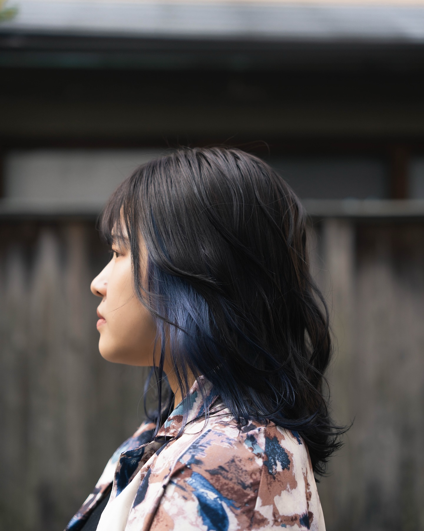 📸「イヤリングカラーで写真が盛れる時代」
「熊本、上通りの美容室JIU!20時以降にブリーチOK👌」💇♀️
#熊本
#上之裏
#上通り
#インナーカラー
#ネイビーカラー 
#aujua