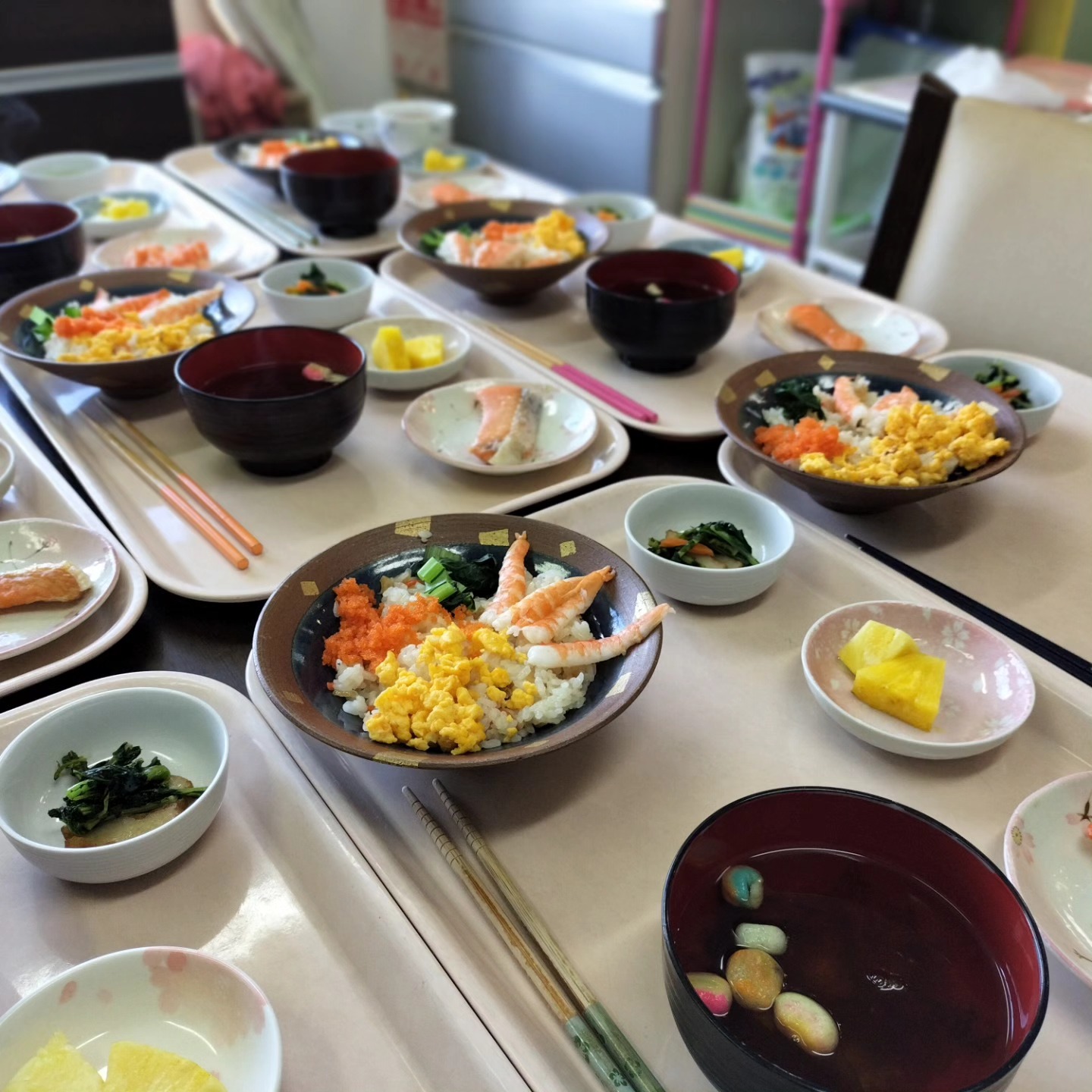 今日は子どもの日なので夕食を豪華にして提供しました!
#サ高住 #サービス付き高齢者住宅 #サ高住の人と繋がりたい