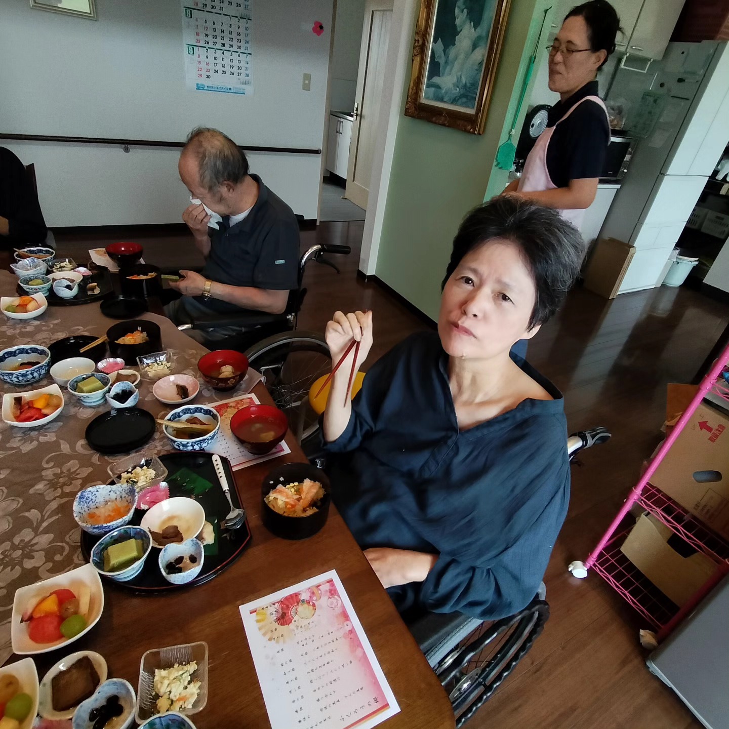敬老の日なので、当施設でも敬老会をさせて頂きました!
美味しいご飯に、その他イベントで楽しい一日になりました!
#ふくろうの郷 #敬老会#サ高住 #サ高住の人と繋がりたい #老人ホーム