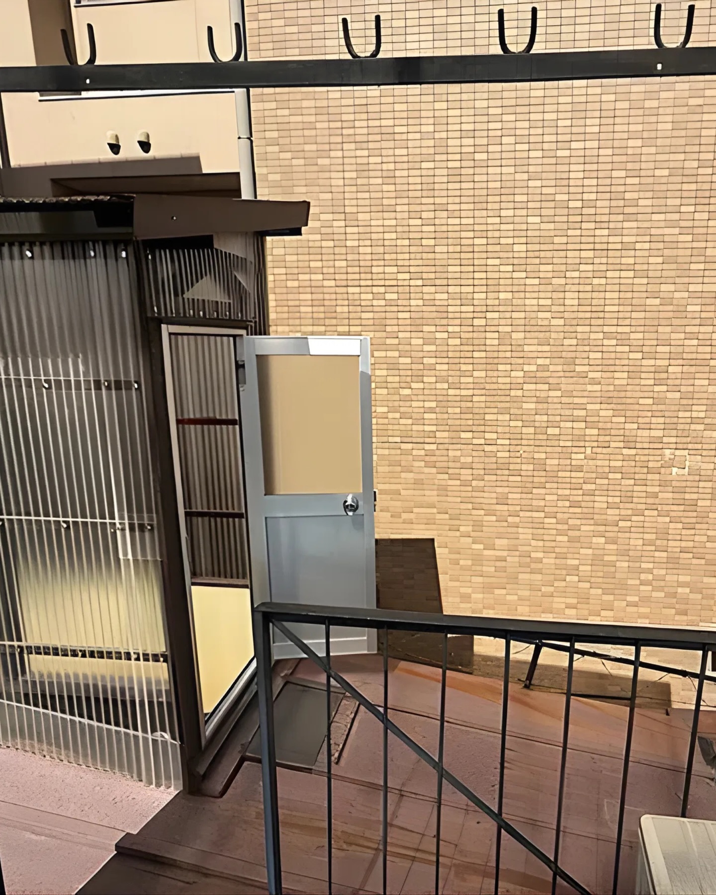 Kyoto Detached House | Affordable Investment Opportunity 🇯🇵
Located in a quiet residential area with excellent access to central Kyoto, this compact property offers great potential for renovation.
🏡House for Sale – Shimogyo, Kyoto
💰Price
JPY 7,800,000 (Approx. USD 52,000)
Property Overview
📍Location
Nakadoji Maedacho, Shimogyo-ku, Kyoto
🚊Access
Tanbaguchi Station (JR Sanin Main Line) – 5 min walk
Umekoji-Kyotonishi Station (JR Sanin Main Line) – 15 min walk
Shijo-Omiya Station (Keifuku Arashiyama Line) – 16 min walk
Omiya Station (Hankyu Kyoto Line) – 16 min walk
Gojo Station (Karasuma Subway Line) – 17 min walk
☑ Property Details
Property Type: Detached House
Layout: 2DK
Land Area: 55.99 m²
Building Area: 22.87 m²
Structure: Wooden, Single-story
Year Built: January 1960
🔑 Key Features
• Prime Kyoto location within walking distance to multiple stations
• Quiet residential neighborhood
• Affordable entry price for Kyoto investment
• Renovation potential
🗺 Land & Zoning
Land Ownership: Freehold
Zoning: First-Class Residential Zone
City Planning: Urbanized Area
Building Coverage Ratio (BCR): 60%
Floor Area Ratio (FAR): 200%
🚙 Road Access
East side: approx. 2.0 m road
💡 Other Notes
• No parking
• Flat land
• Rebuilding is not permitted
Rare low-entry investment opportunity in Kyoto — ideal for renovation projects.
┈┈┈┈┈┈┈┈
@bessotogo
We take care of everything for you — from property management and licensing applications to financial management and interior furnishing.
While you’re not using your property, our team will handle all operations seamlessly under one roof.
┈┈┈┈┈┈┈┈
#kyotostay #japanlife #minpaku #airbnbhost #renovation