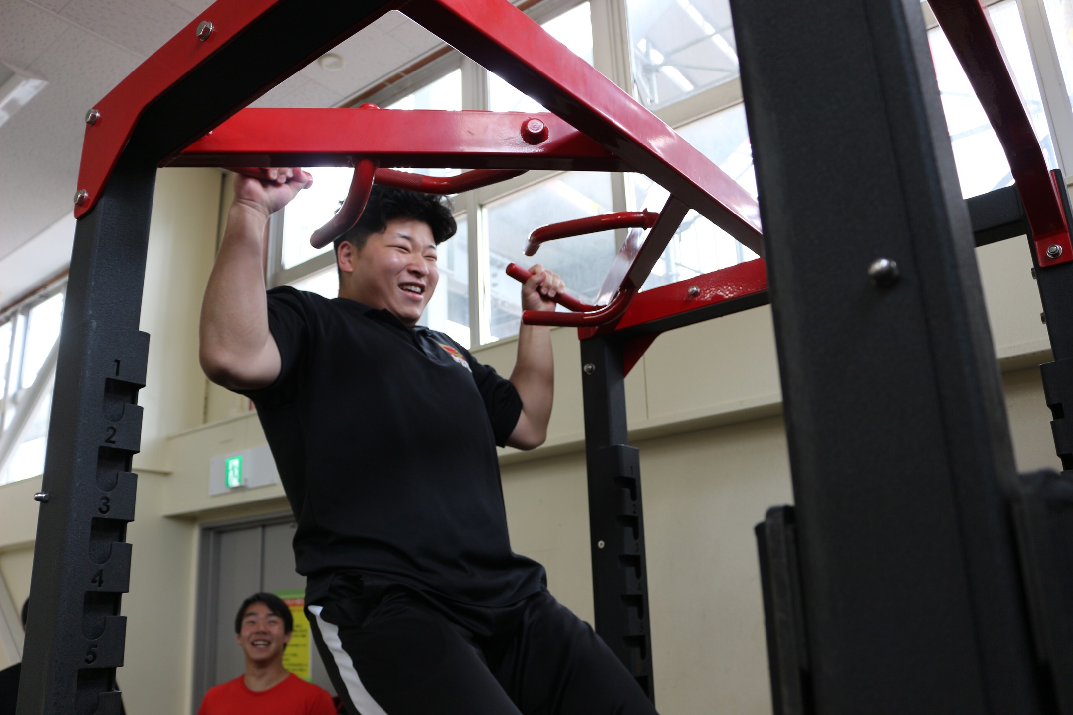 【清和大学】
☆トレセン(トレーニングセンター)☆
約200畳のフルマシン、有酸素運動ができるマシンやフリーウェイト(バーベル、ダンベル等)が設置されており、実用性の高い筋力トレーニングを行うことができます。講習を受ければ誰でも利用できます。
授業の空き時間に体を動かしてリフレッシュするのにも活用してください。
今日は柔道部の学生に撮影協力いただきました☆🏋️♀️
#seiwa #清和大学 #トレーニングセンター #ダンベル #バーベル #ランニングマシン #筋トレ #ウエイトトレーニング #スポーツ #柔道 #剣道 #野球 #陸上 #女子ソフトボール