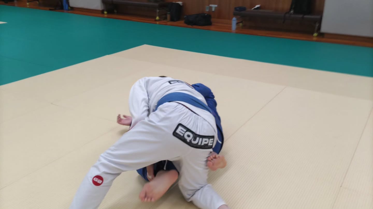 見学・無料体験のご予約はDMでも受け付けております♪
ウェブサイトのお問い合わせから送っていただいても大丈夫です。
見学か無料体験のどちらをご希望か、お名前、希望の日時をクラススケジュールご確認の上、送信してください。
グレイシーバッハ枚方大阪
📍ACCESS
573-0163
大阪府枚方市長尾元町5-8-1長尾元町NSビル3F
★JR長尾駅から徒歩8分!
★お車の方は近隣コインパーキングをご利用ください。
🌏WEBSITE
graciebarrahirakataosaka.com
#グレイシーバッハ
#グレイシーバッハ枚方大阪
#ブラジリアン柔術
#格闘技ジム
#枚方
graciebarrajapan
brazilianjiujitsu