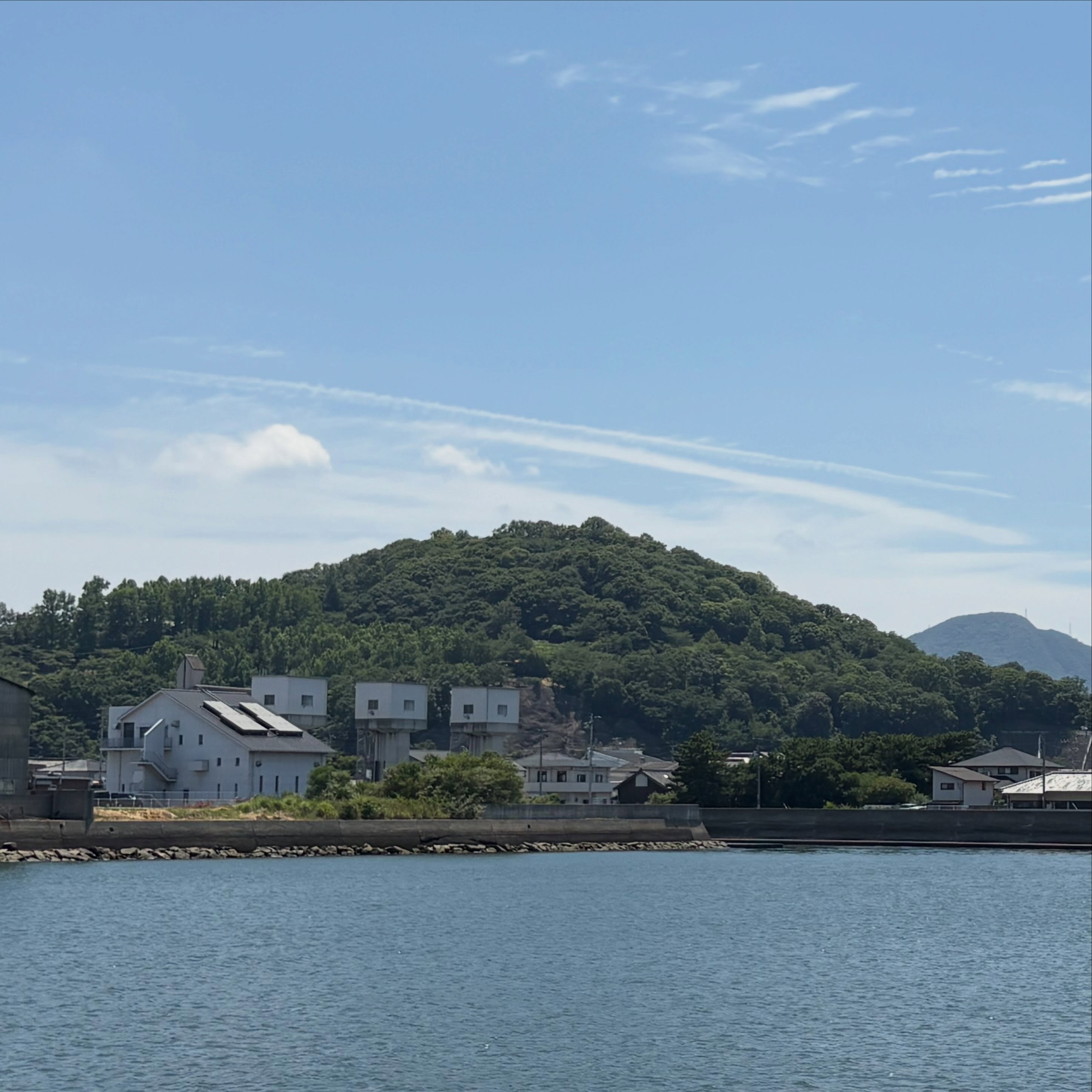 2026年8月7日(金) 営業中です 2026年8月8日(土)、9日(日) 定休日です。 #中塚建設 #中塚建設岡山 #岡山市 #岡山市中区 #風景攝影
