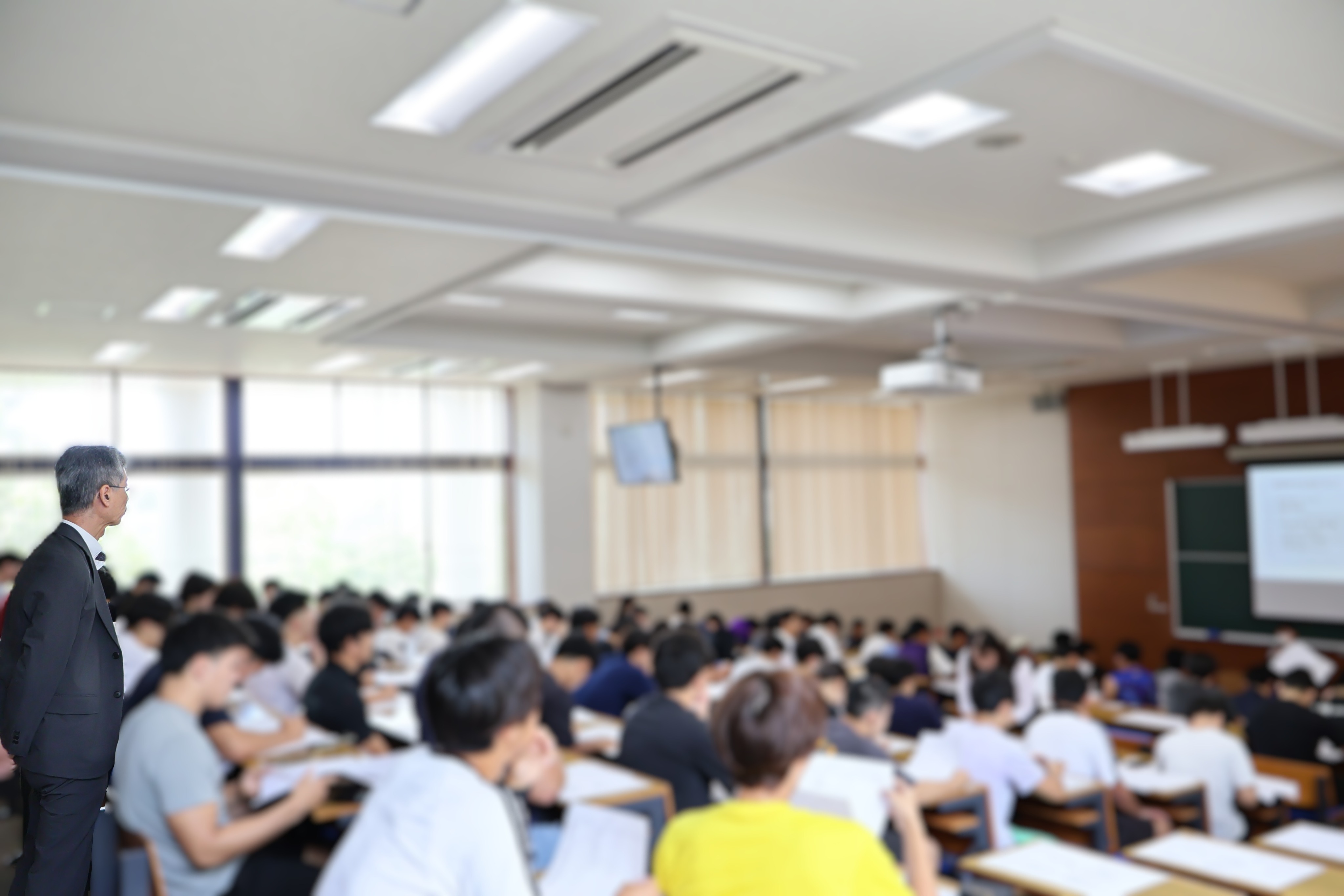 【清和大学】☆後期ガイダンス☆
入試広報センターの小原です。
本日、#清和大学 後期ガイダンスが行われました。早速椅子カバーの感想を数名の学生に聞いてみましたが、評判は上々でした。
#千葉県
#木更津市
#千葉県木更津市
#キャンパスライフ
#公務員
#警察官
#消防官
#自衛官
#講義室
#椅子カバー
#夏休み終了